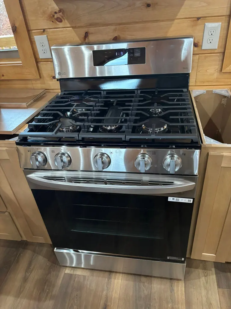 Gas range installed in a cabin kitchen